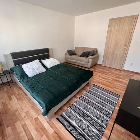 Apartman Centrum Sturka Martin Eksteriør billede
